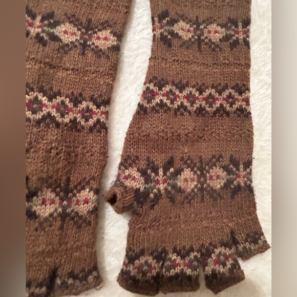 Ralph Lauren Kids Fairisle Fingerless Equestrian Gloves - Picture 7 of 7